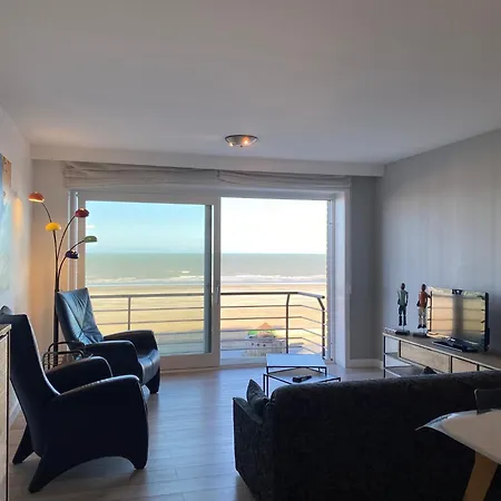 By The Beach, Cleaning Included Lägenhet Nieuwpoort