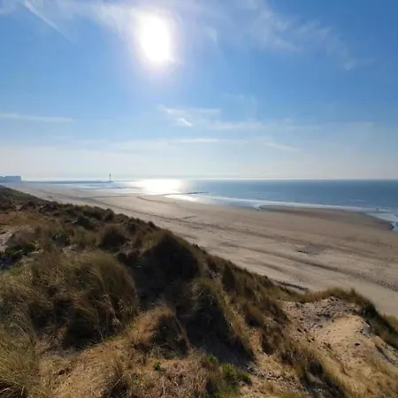 By The Beach, Cleaning Included Nieuwpoort